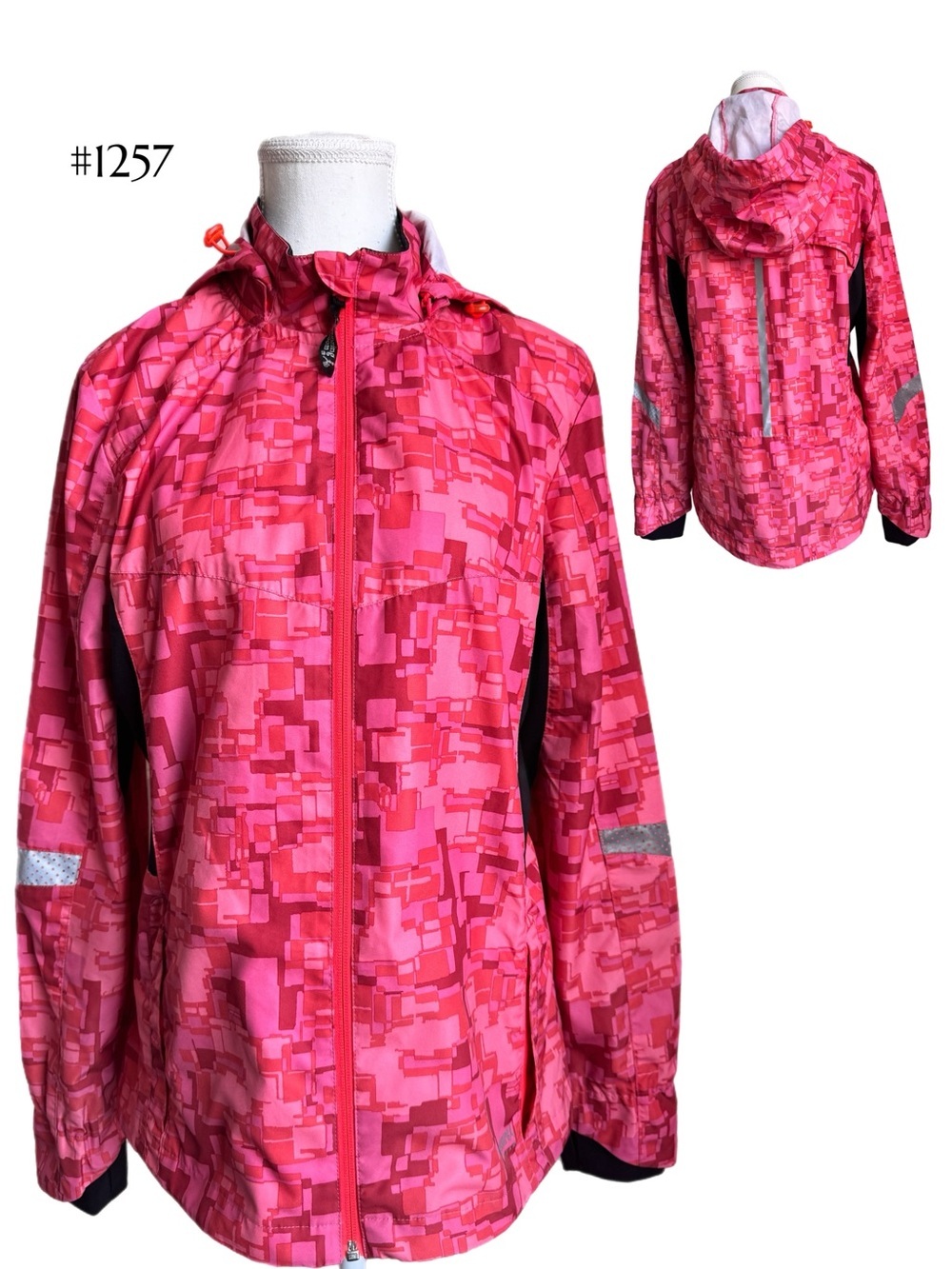 Running Room Fit-wear  Women's Pink Hooded Lightweight Rain Jacket